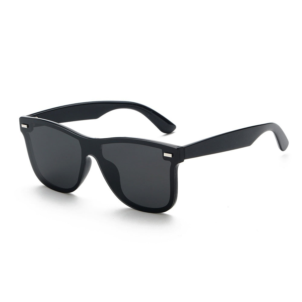 Teen Square Frame Sunglasses – Modern Retro Look