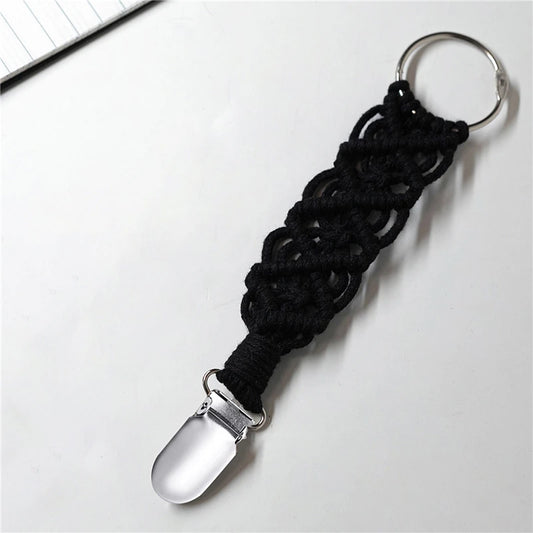 Macramé Hat Clip Keychain – Travel Hat Holder for Bags & Backpacks