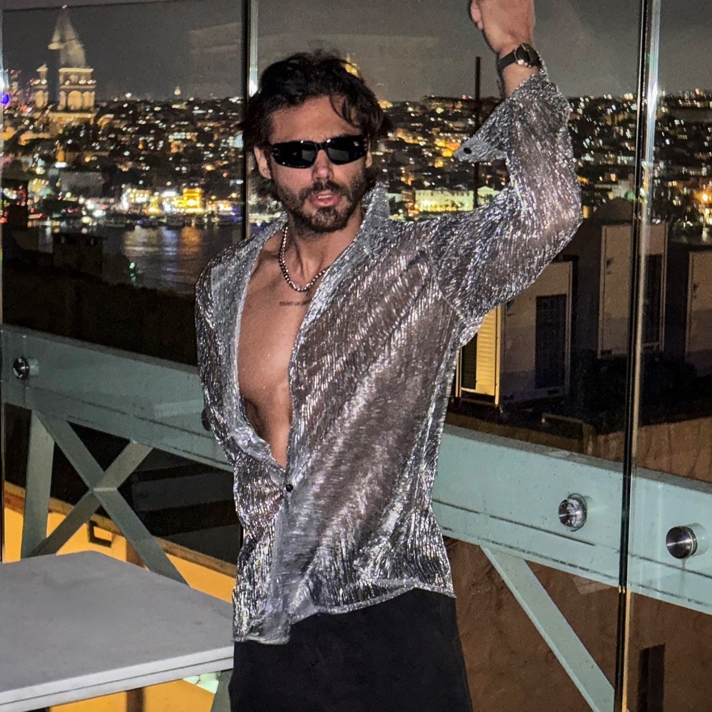 Men’s Printed Long Sleeve Shirt – Bold Resort Style