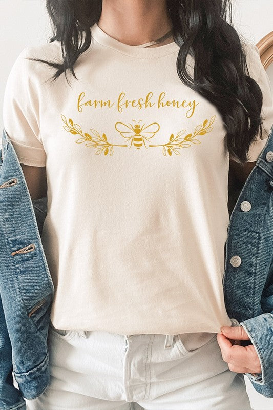 Farm Fresh Honey Bee Decor Graphic Tee – Ash Gray – XL