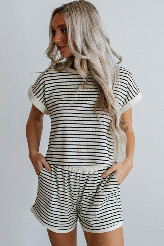 White Stripe Contrast Edge Tee and Shorts Set – White – S