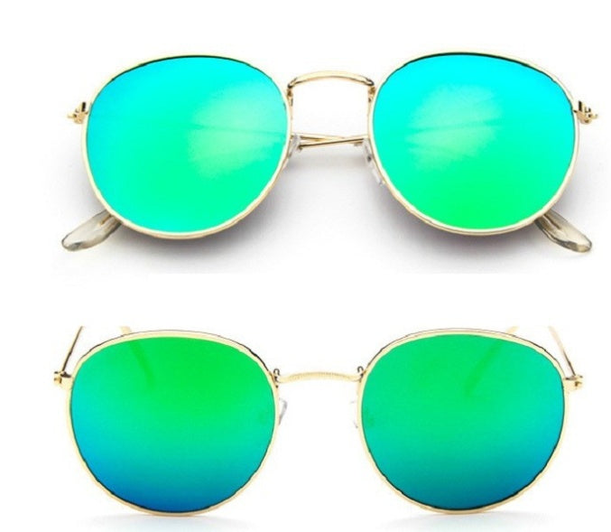 SunsetVista™ Oversized Mirrored Sunglasses – UV Protection, Bold Style - The Dock Drop