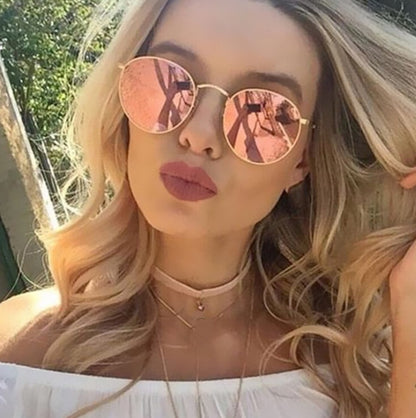 SunsetVista™ Oversized Mirrored Sunglasses – UV Protection, Bold Style - The Dock Drop