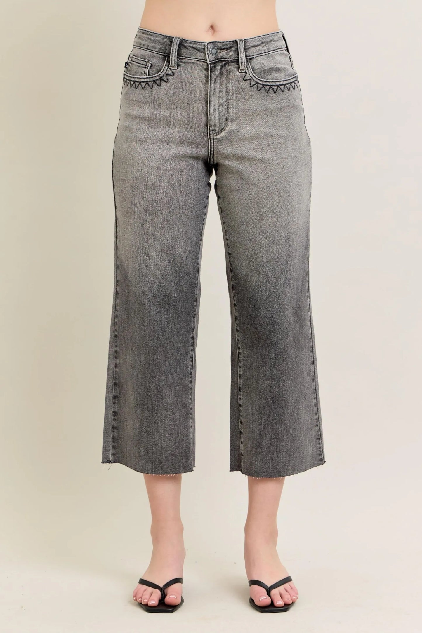 Judy Blue Full Size Wide Leg Capris Jeans Plus Size – Gray – 0/24