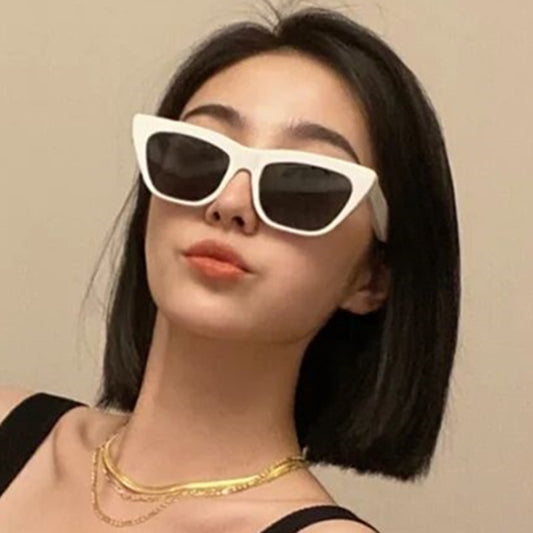 Teen Cat-Eye Sunglasses – Retro Chic, Bold Personality