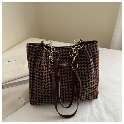 Check Chain Shoulder Tote – Large-Capacity Everyday Bag (Black/Khaki/Brown) - The Dock Drop