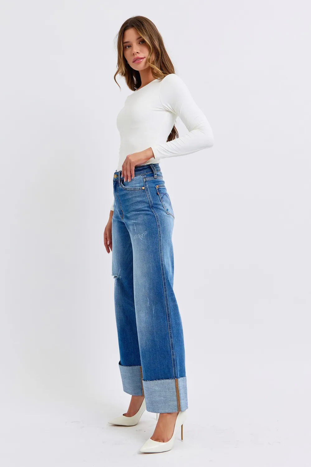 Judy Blue Full Size Distressed High Waist Wide Leg Jeans – Medium – 11(30)