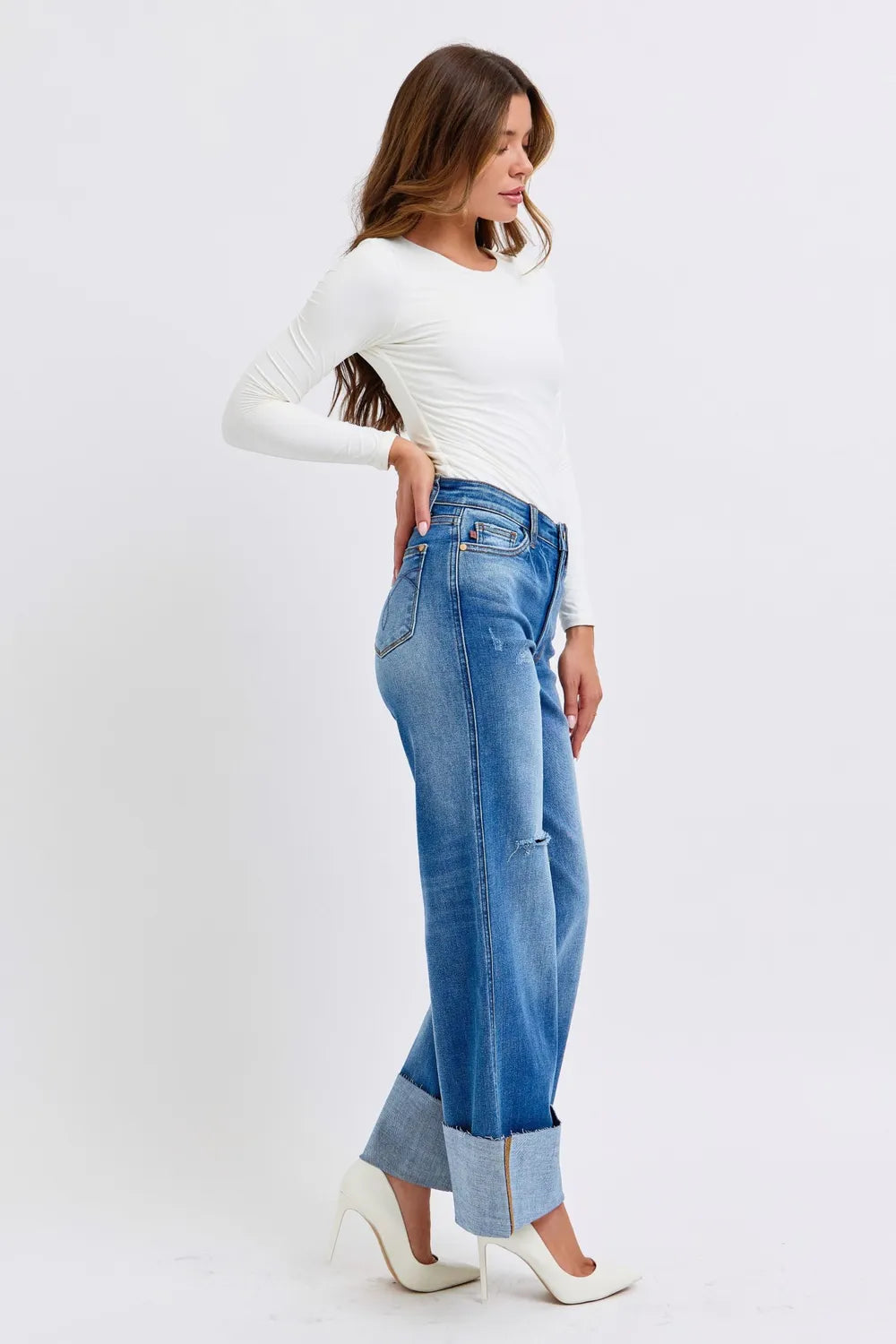 Judy Blue Full Size Distressed High Waist Wide Leg Jeans – Medium – 13(31)