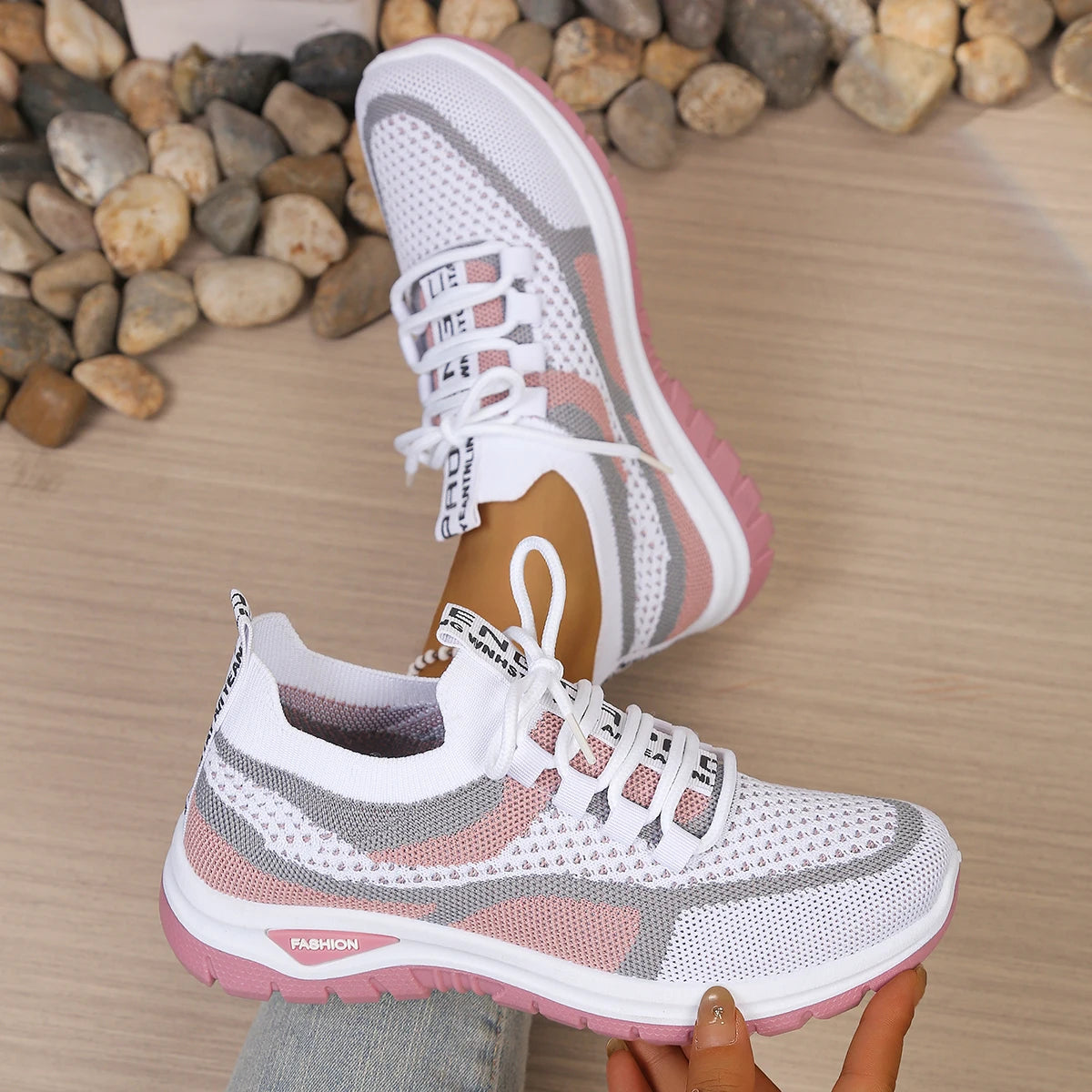 Women’s Lightweight Patchwork Lace-Up Sneakers – Casual Travel Walking Shoes