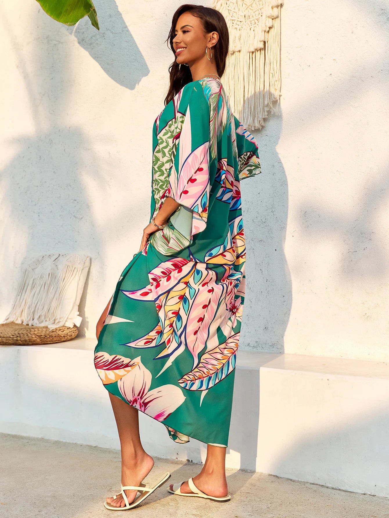 Women’s Flowing Caftan Cover-Up – Beach & Poolside Elegance