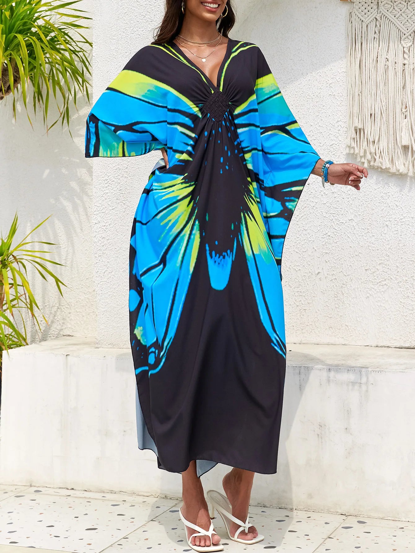 Women’s Flowing Caftan Cover-Up – Beach & Poolside Elegance