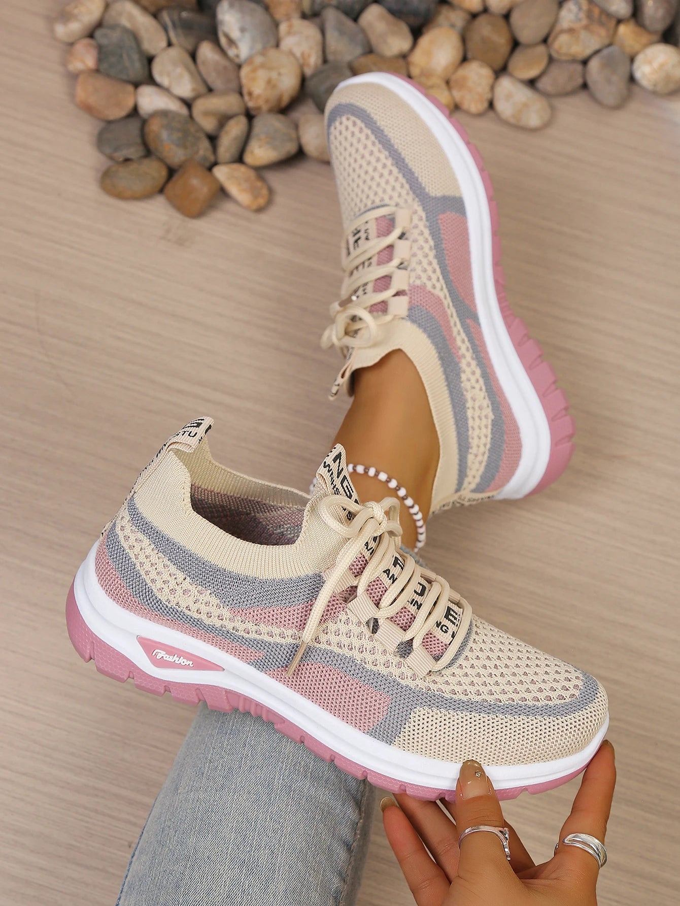Women’s Lightweight Patchwork Lace-Up Sneakers – Casual Travel Walking Shoes