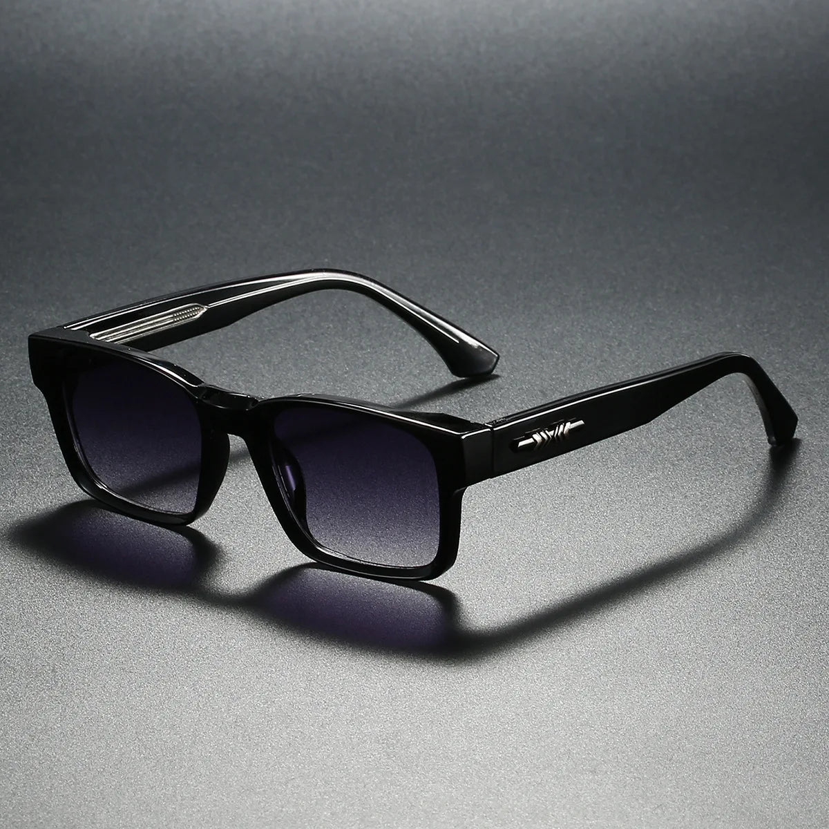Classic Square Polarized Sunglasses – UV400 Unisex Travel Shades