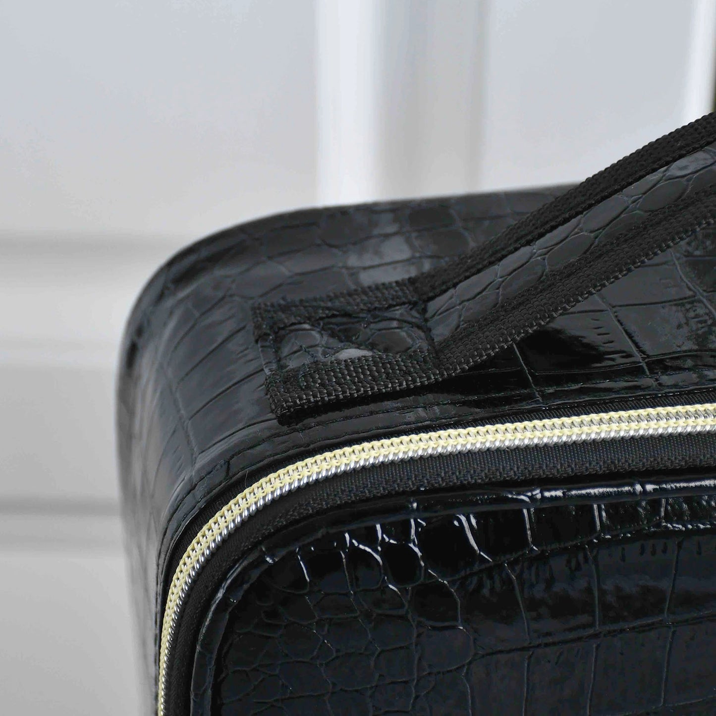 Travel Makeup Organizer Case – Portable Zipper Storage