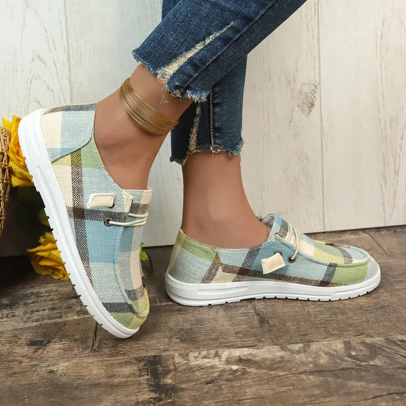 Women’s Canvas Slip-On Sneakers – Lightweight, Casual Comfort