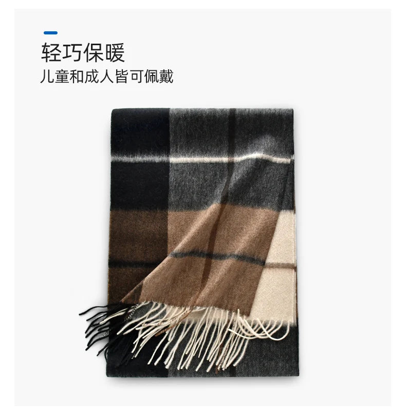 Cashmere Plaid Scarf – Soft, Warm, Travel-Ready