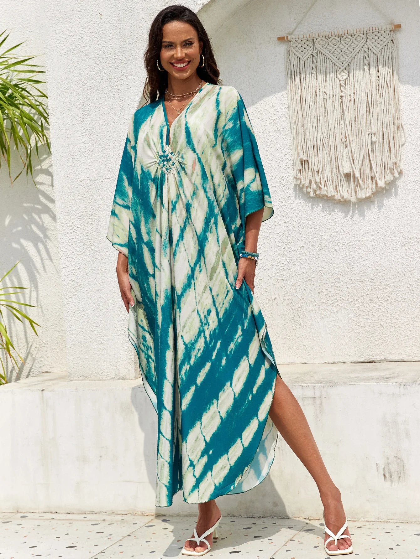 Women’s Flowing Caftan Cover-Up – Beach & Poolside Elegance