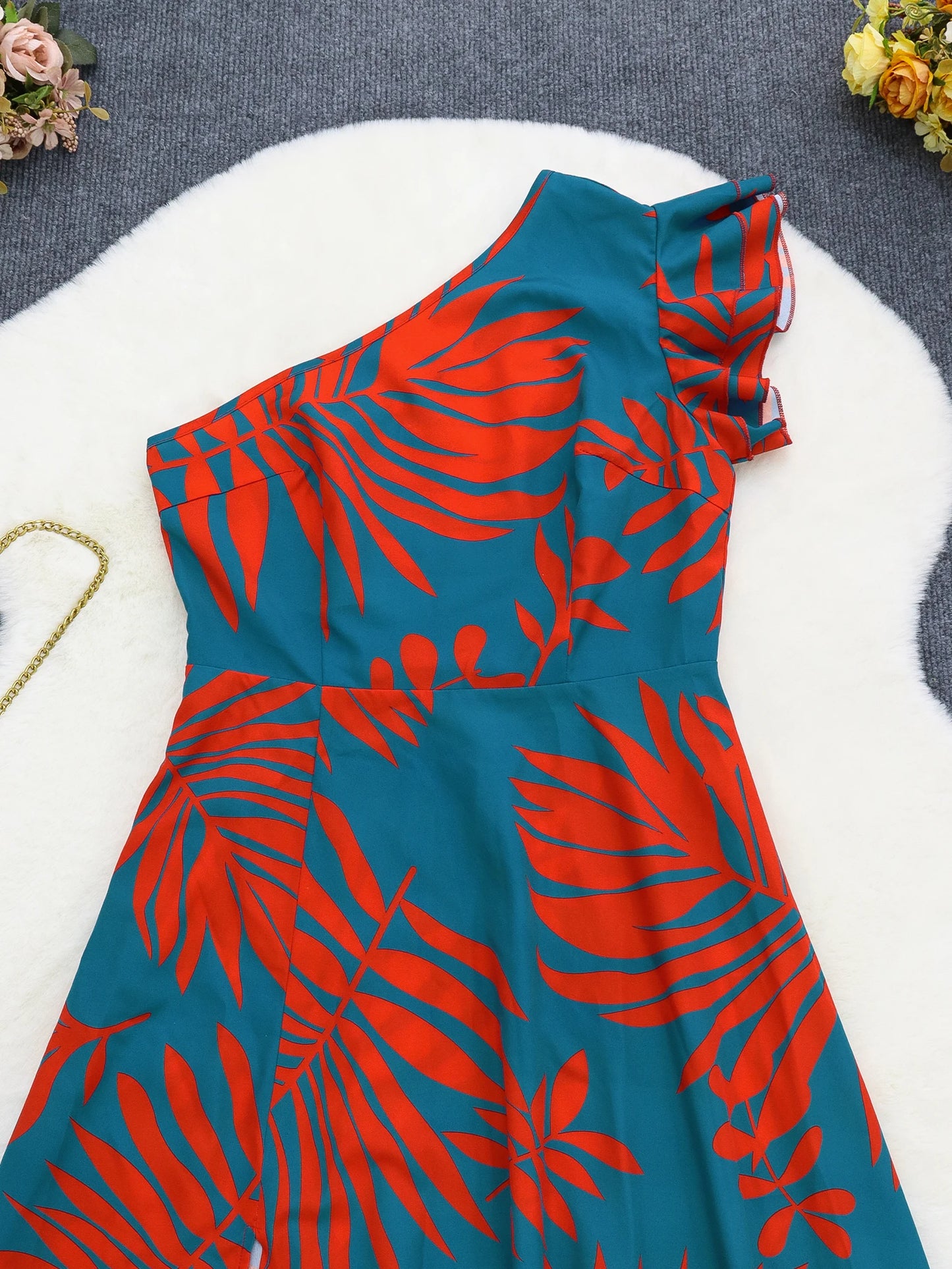 One-Shoulder Tropical Print Maxi Dress – Split Hem
