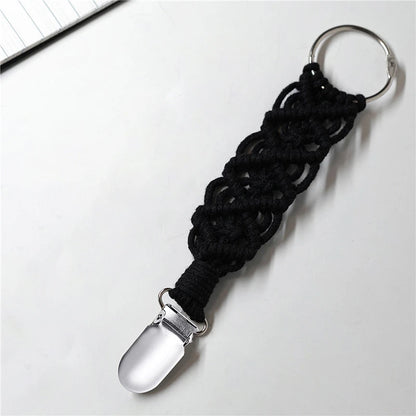 Macramé Hat Clip Keychain – Travel Hat Holder for Bags & Backpacks