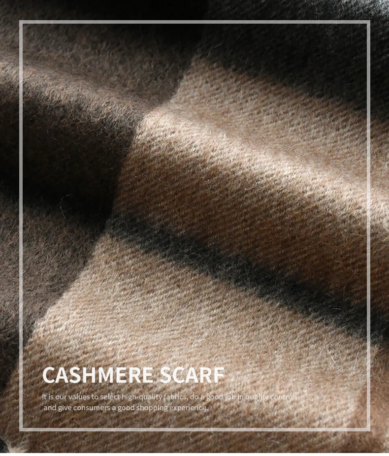 Cashmere Plaid Scarf – Soft, Warm, Travel-Ready