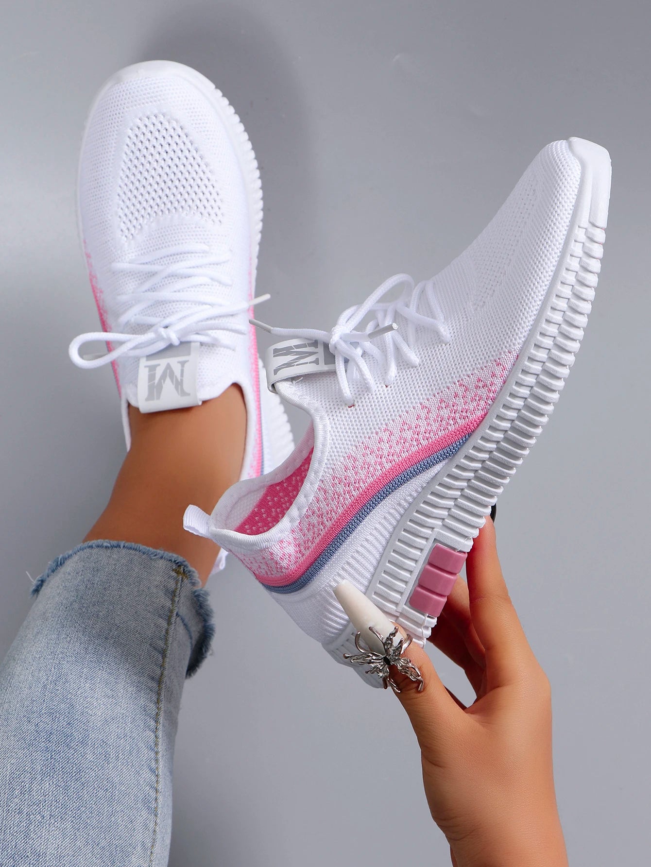 Women’s Mesh Breathable Lace-Up Sneakers — Lightweight, Cushioned & Everyday Ready