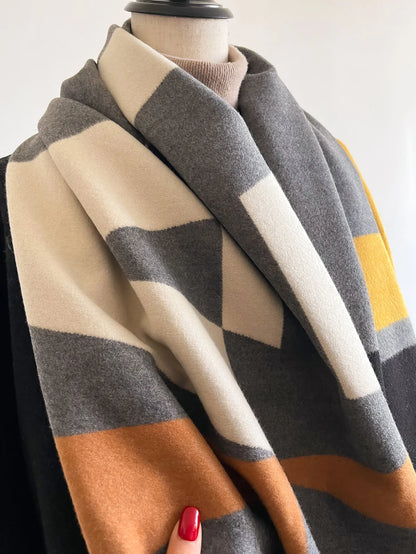 Women’s Geometric Cashmere-Feel Scarf – Reversible, Warm & Elegant