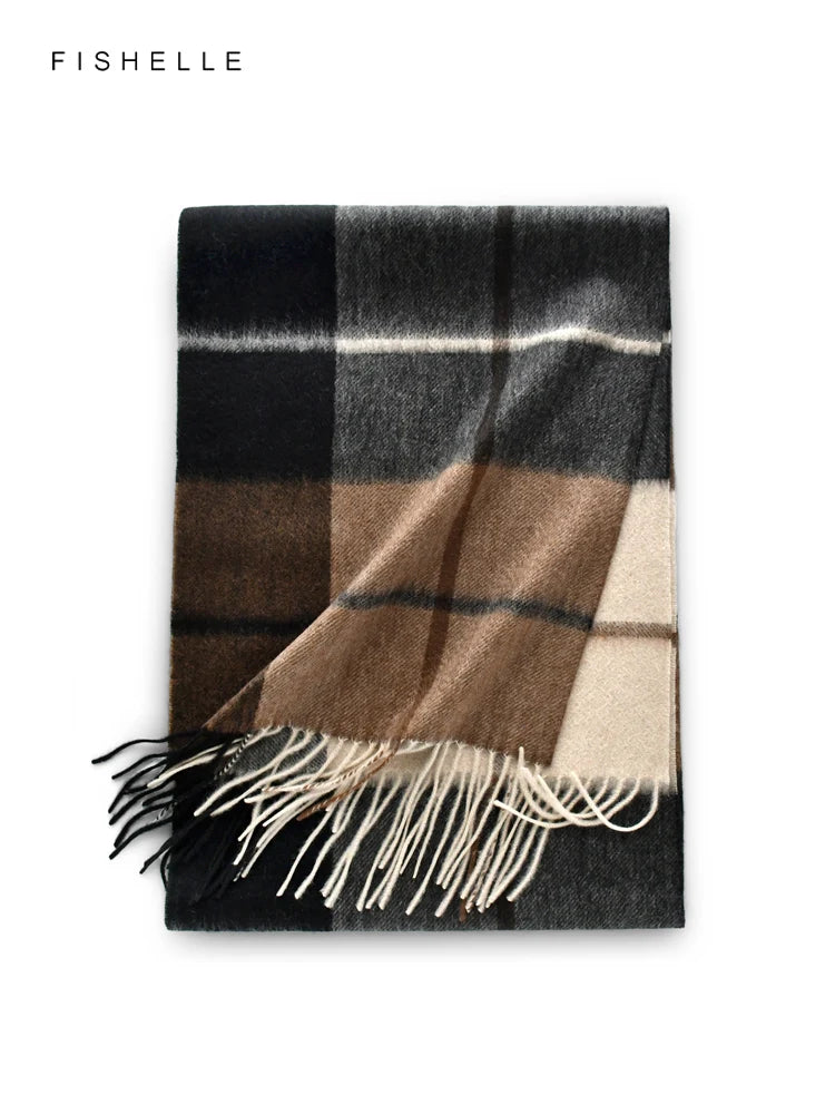 Cashmere Plaid Scarf – Soft, Warm, Travel-Ready