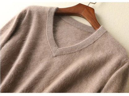 Men’s V-Neck Knit Pullover – Soft Touch, Smart Casual