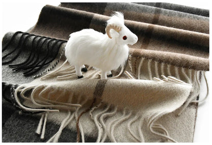Cashmere Plaid Scarf – Soft, Warm, Travel-Ready