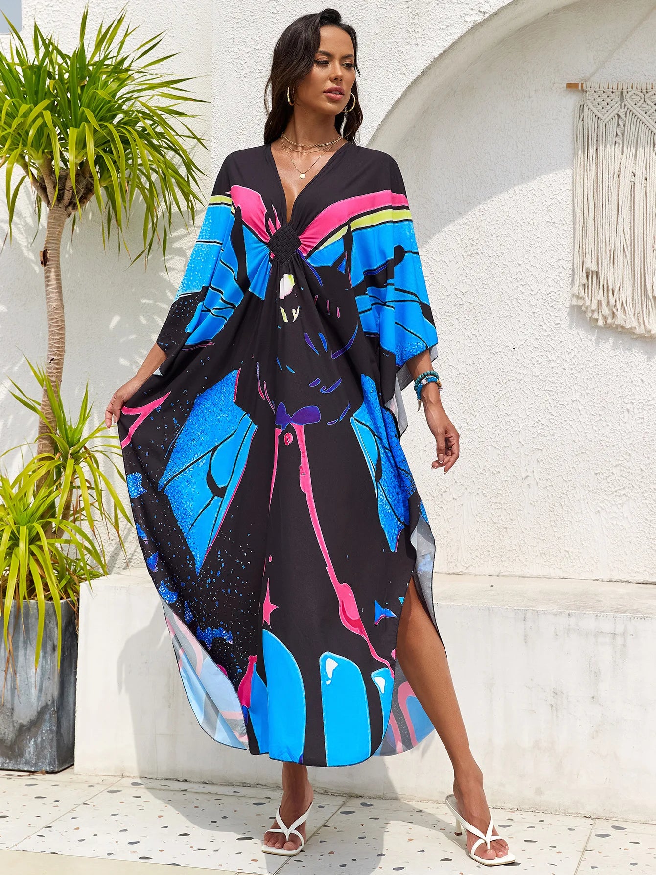Women’s Flowing Caftan Cover-Up – Beach & Poolside Elegance