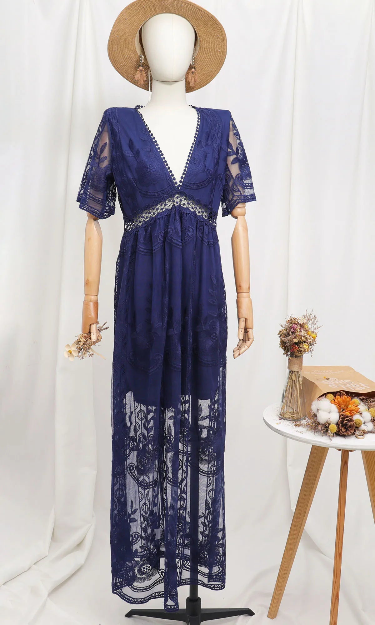 Women’s Embroidered Lace Maxi Dress – Elegant White Boho Beach Style