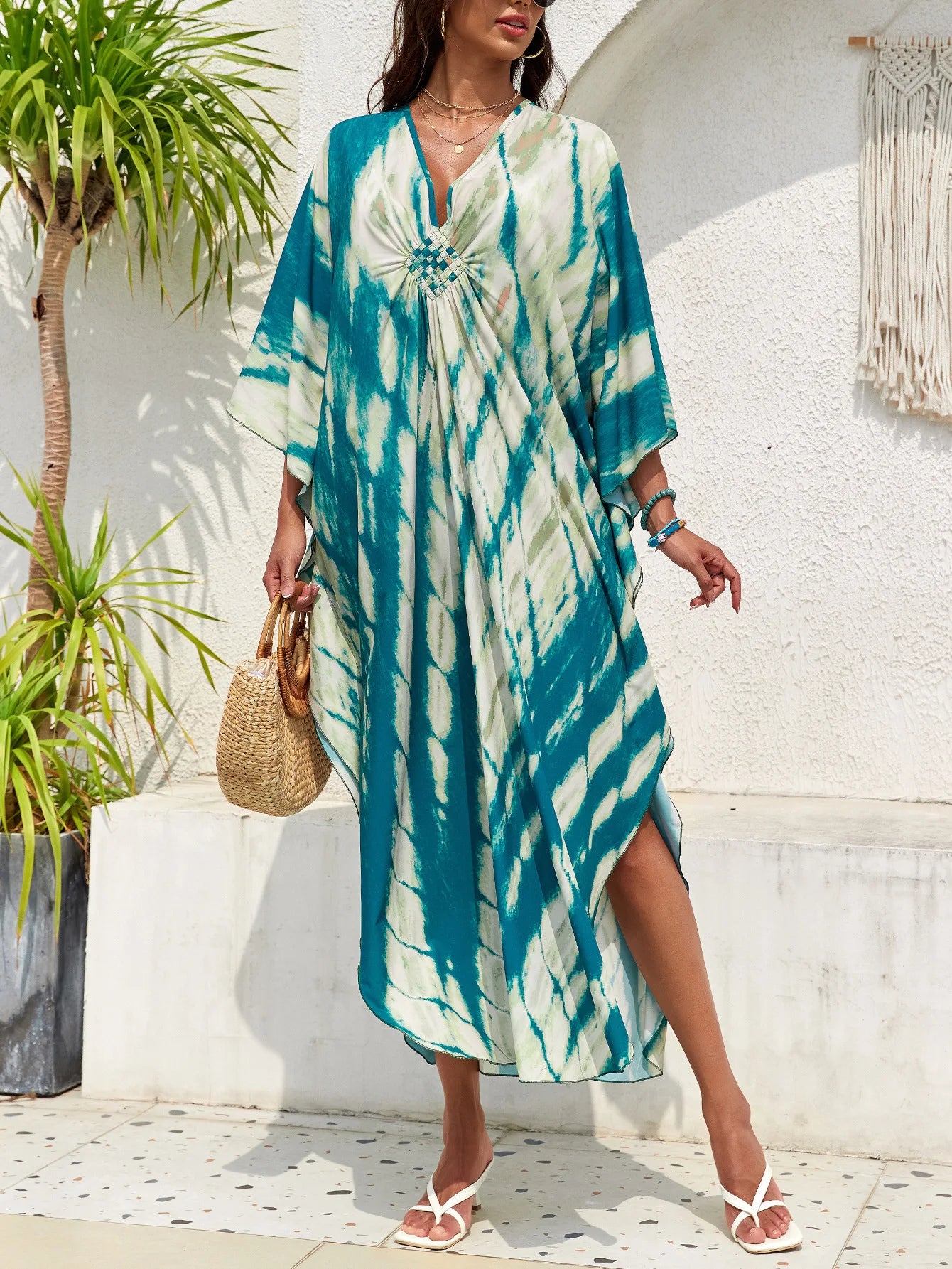 Women’s Flowing Caftan Cover-Up – Beach & Poolside Elegance