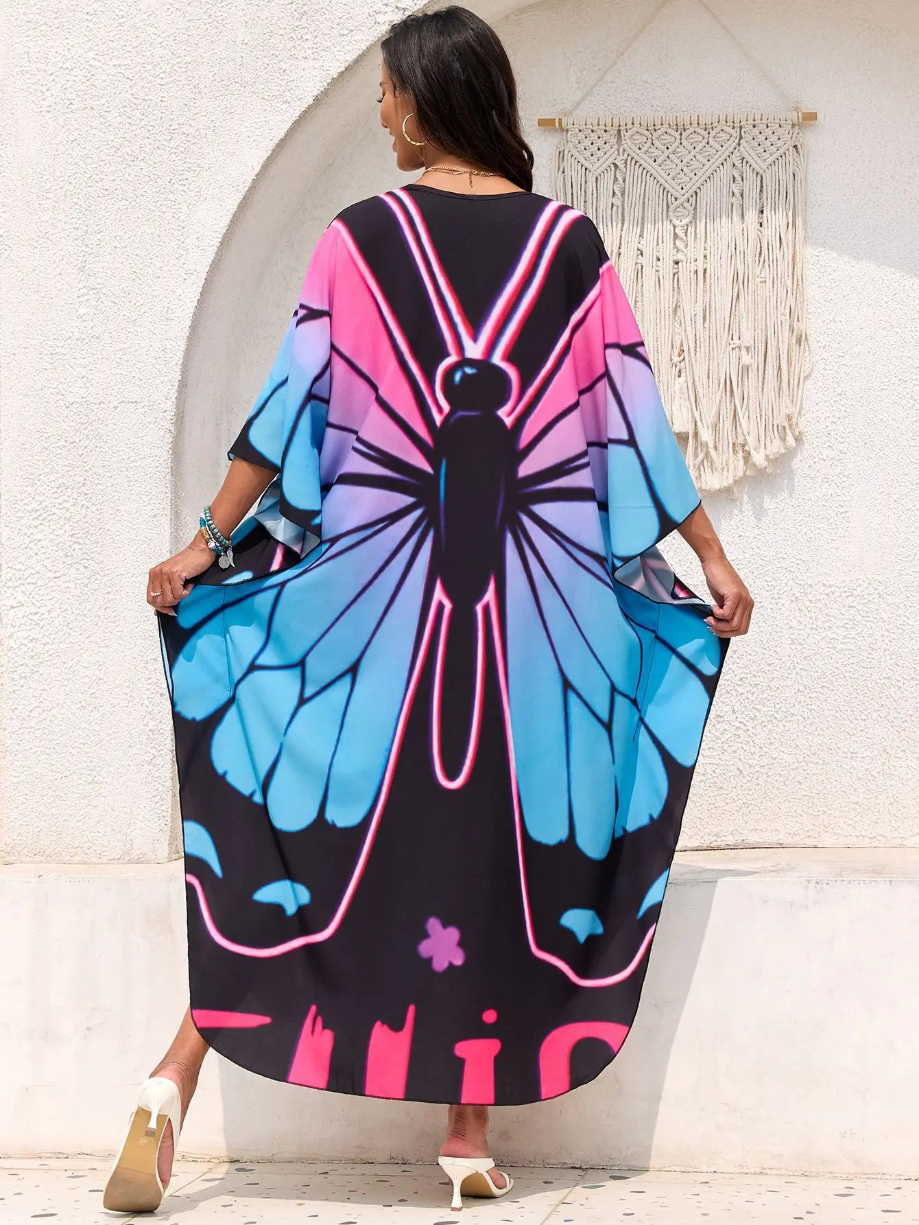 Women’s Flowing Caftan Cover-Up – Beach & Poolside Elegance
