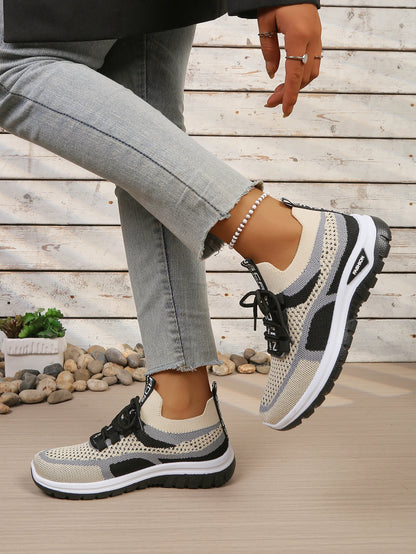 Women’s Lightweight Patchwork Lace-Up Sneakers – Casual Travel Walking Shoes