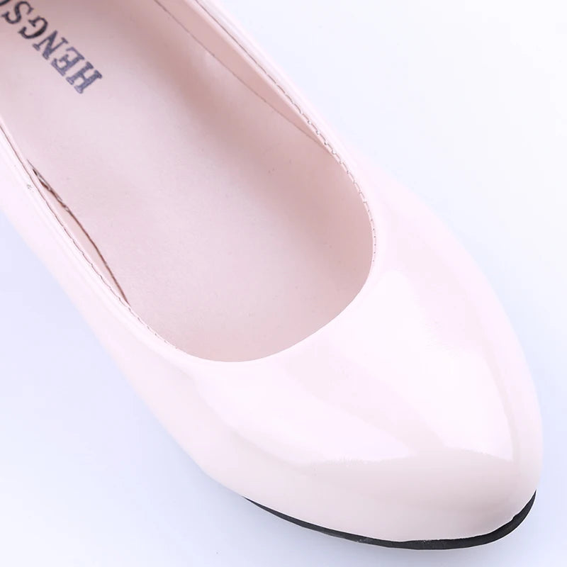 Women’s Classic Heeled Pumps – Slip-On, Office to Evening