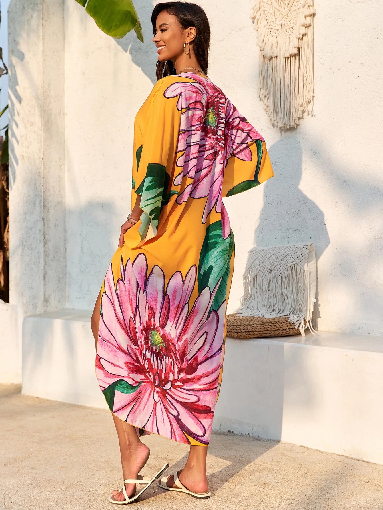 Women’s Flowing Caftan Cover-Up – Beach & Poolside Elegance