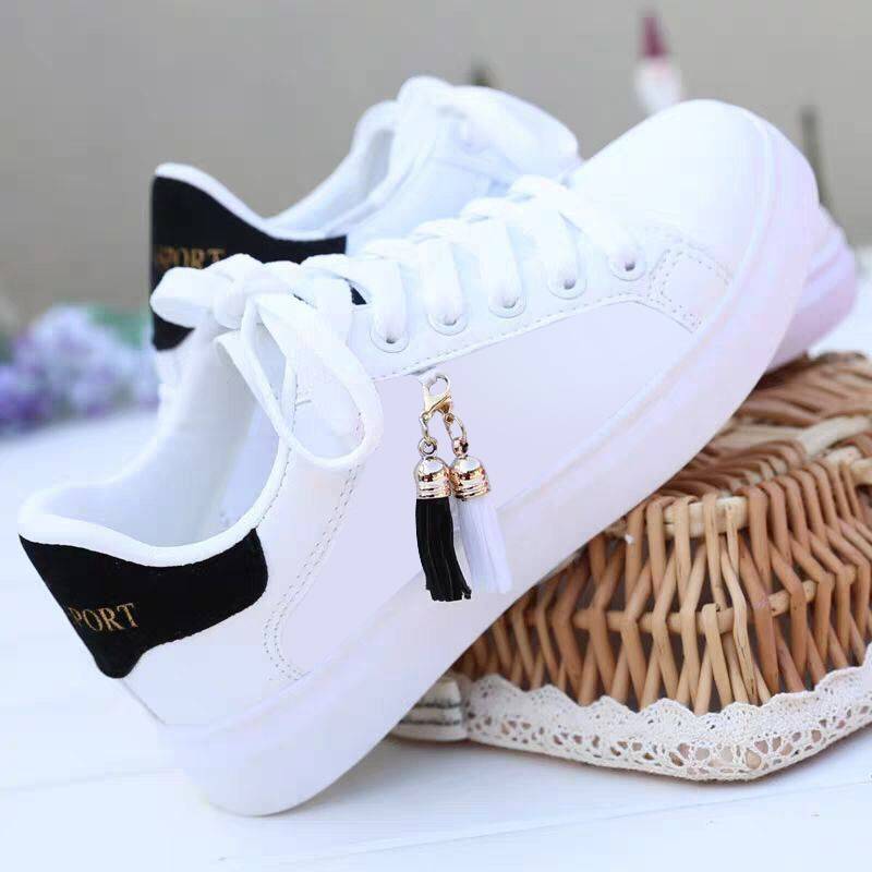 Teen White Tassel Charm Sneakers – Casual Cool, Everyday Style