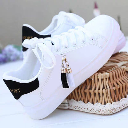 Teen White Tassel Charm Sneakers – Casual Cool, Everyday Style