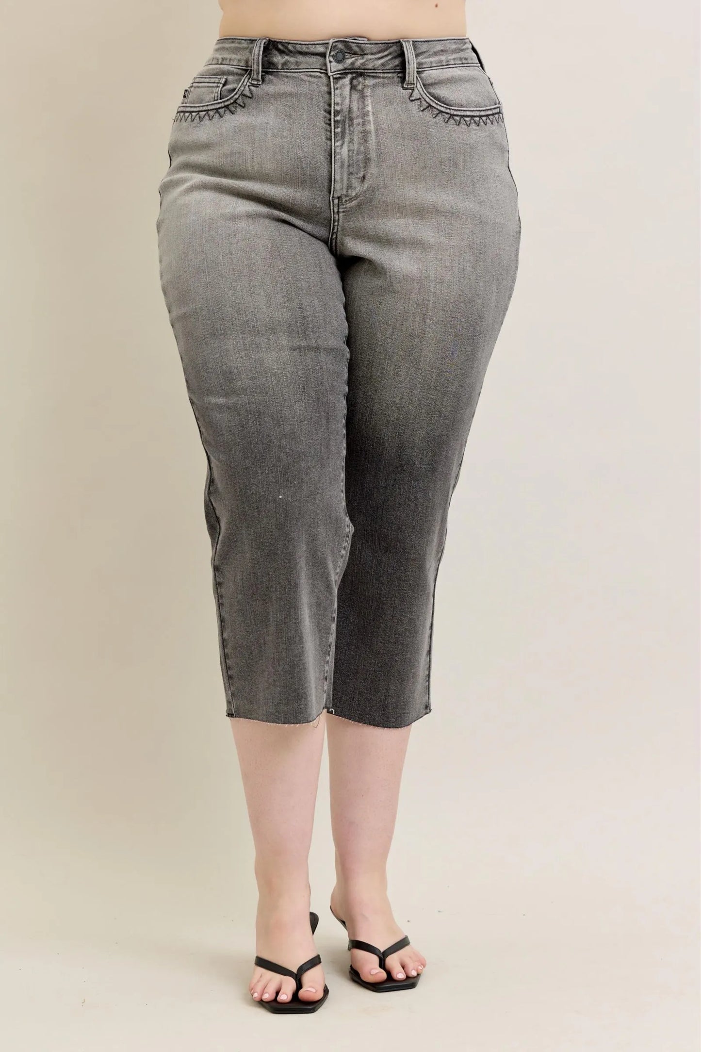 Judy Blue Full Size Wide Leg Capris Jeans Plus Size – Gray – 5/27