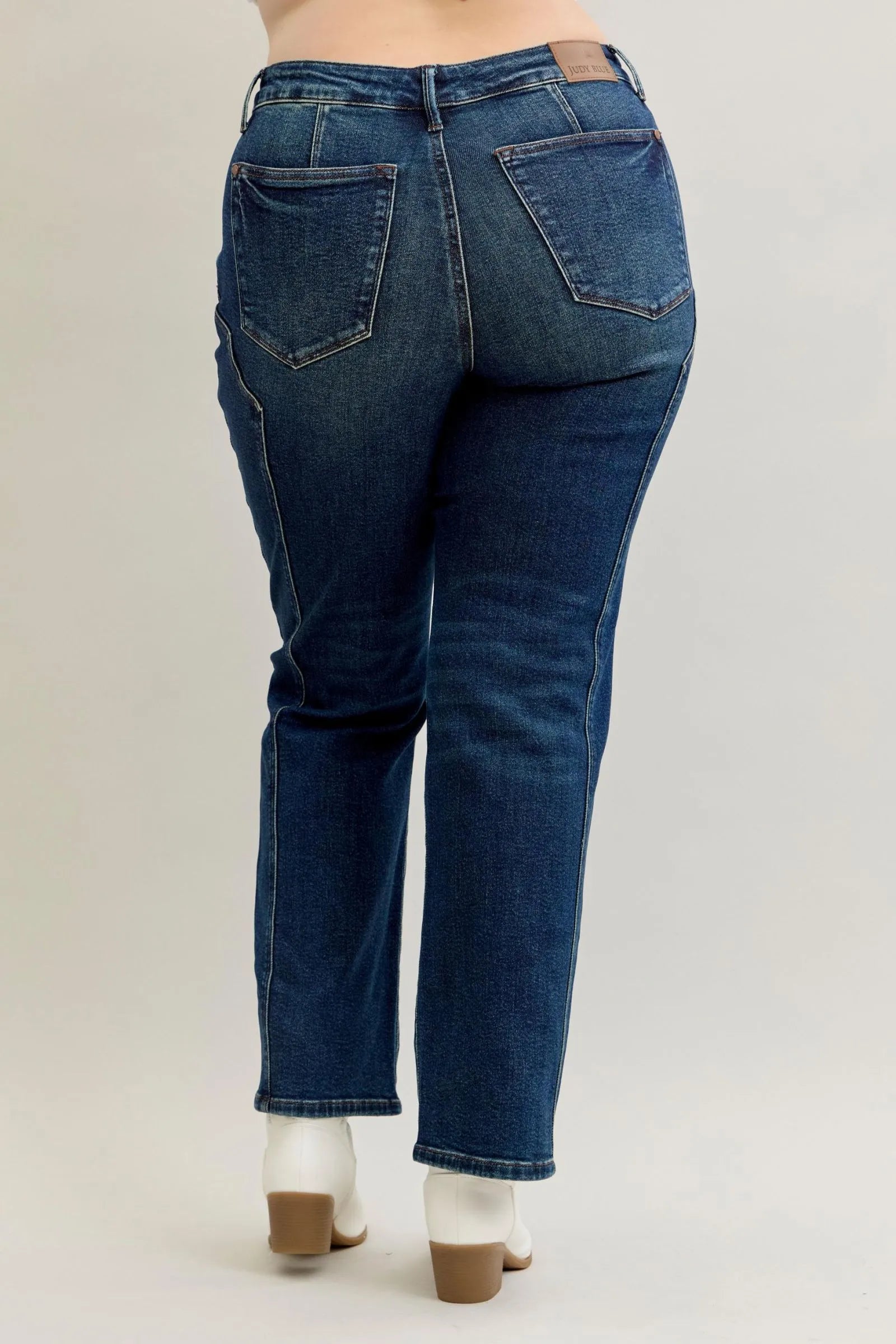 Judy Blue Full Size Seam Detail Straight Leg Jeans Plus Size – Dark – 9/29