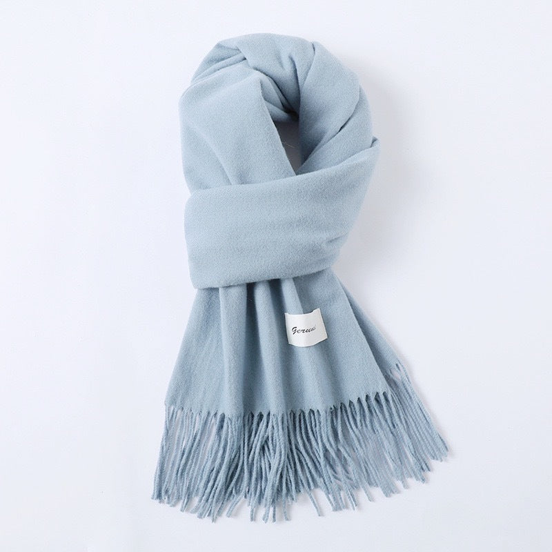 Soft Cashmere-Blend Scarf – Elegant Travel Essential - The Dock Drop