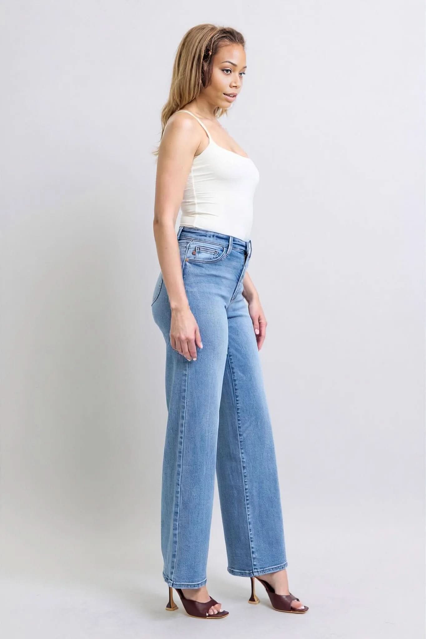 Judy Blue Full Size Wide Leg Jeans – Medium – 7(28)